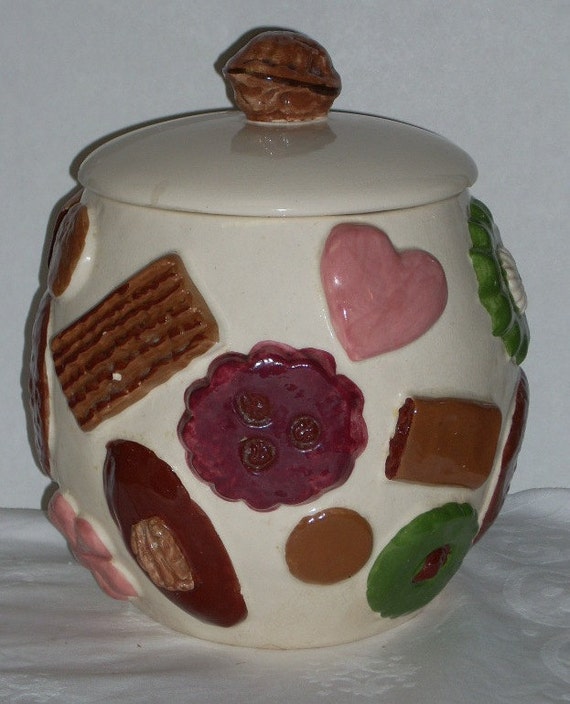 Vintage Cookies All Over Cookie Jar lid needs repair