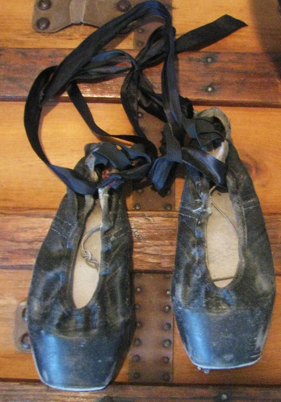 Vintage Ballet Slippers Toe Shoes Romantic Home Decor