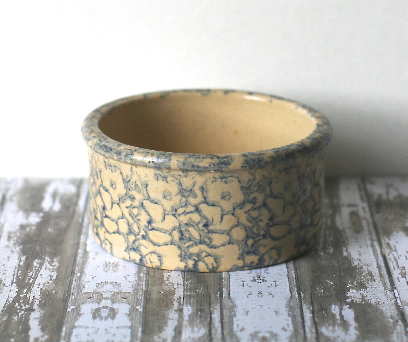 Roseville Spongeware Pottery Blue Tan Bowl Crock Rustic