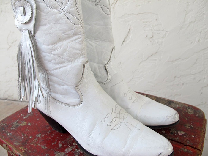 Vintage 80's White Leather Laredo Cowboy Boots With Fringe