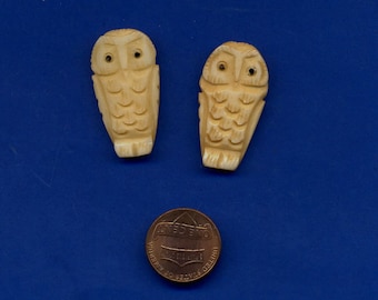 2 Bone Owl Beads, Carved on both sides, Lot 277, Nice