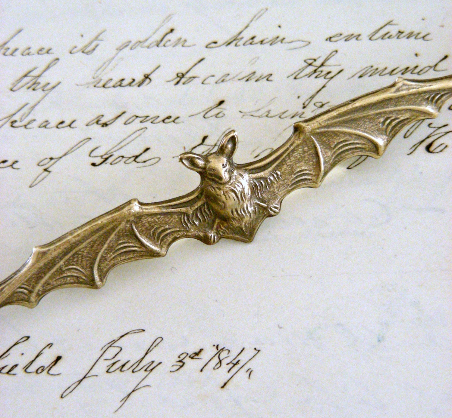 Brooch Flying Bat Pin Vintage Brass by chloesvintagejewelry