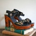 vintage 70s platform sandals - GEOMETRIC cut out sisal sandals / sz 8