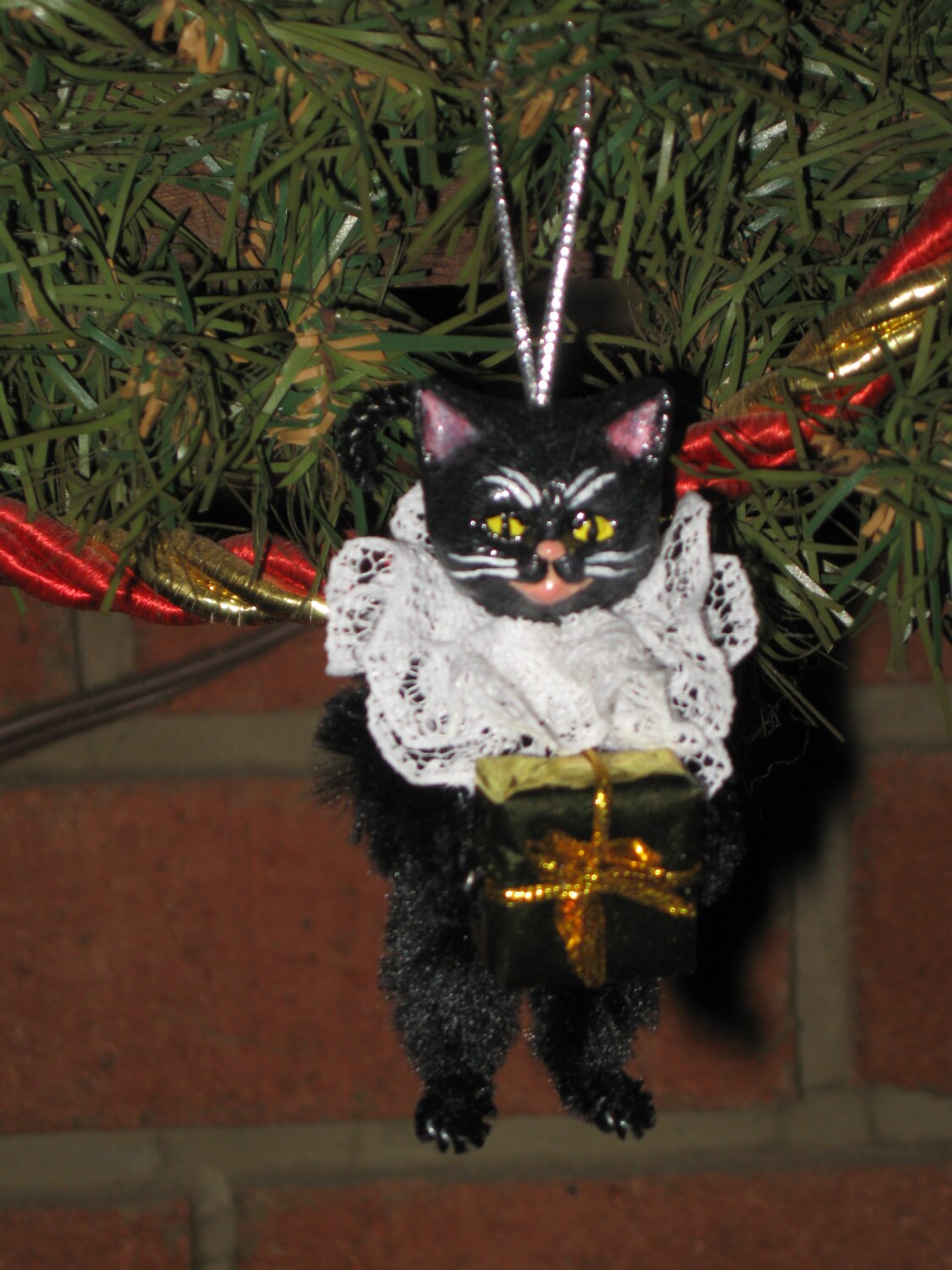 Vintage Style CHRISTMAS Chenille Kitty Cat Novelty Ornament Black with Gold Package