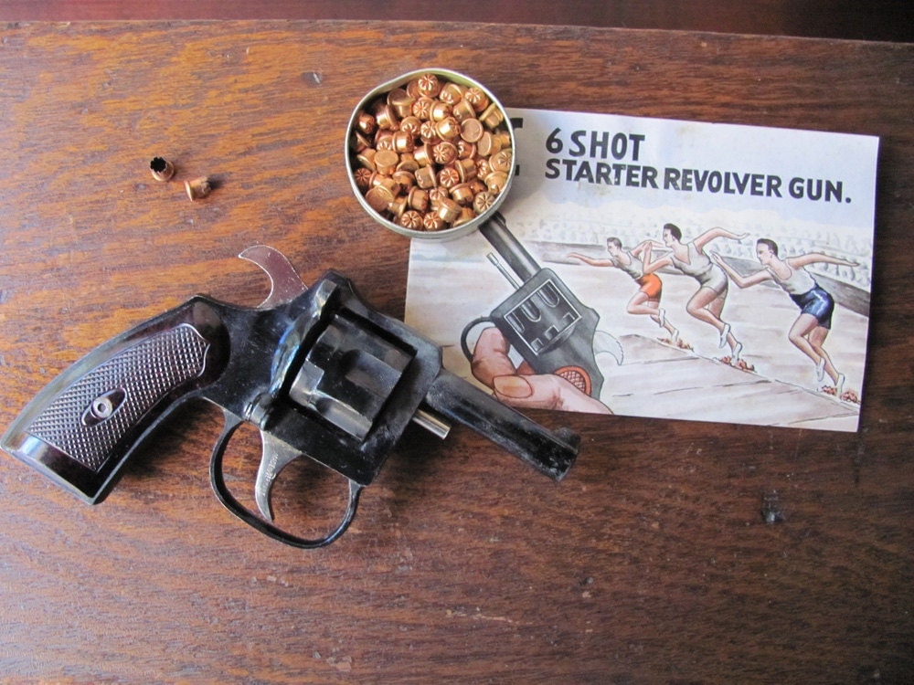 PIC Starter Revolver Gun Pistol Works Great Race Start Gun