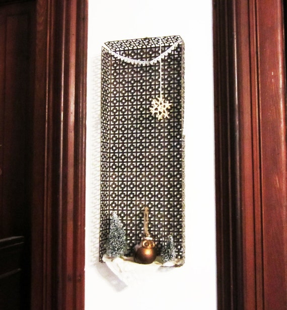 Large Vintage Metal Tray Wall Hanging Wall Organizer