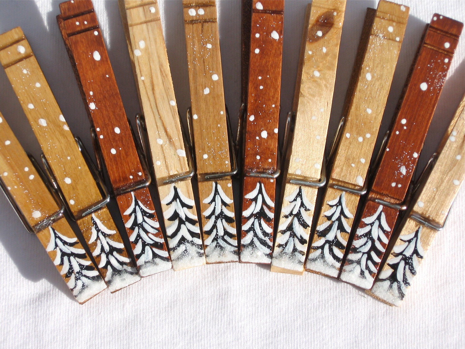 10 painted CHRISTMAS CLOTHESPINS