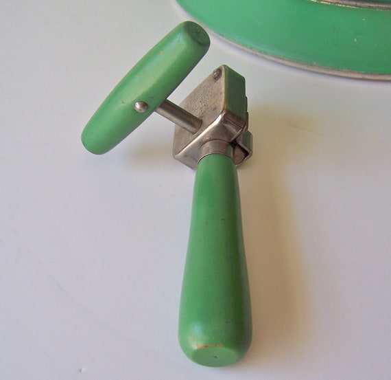 Vintage Can Opener Edlund Junior Green Handle 1925 Kitchen