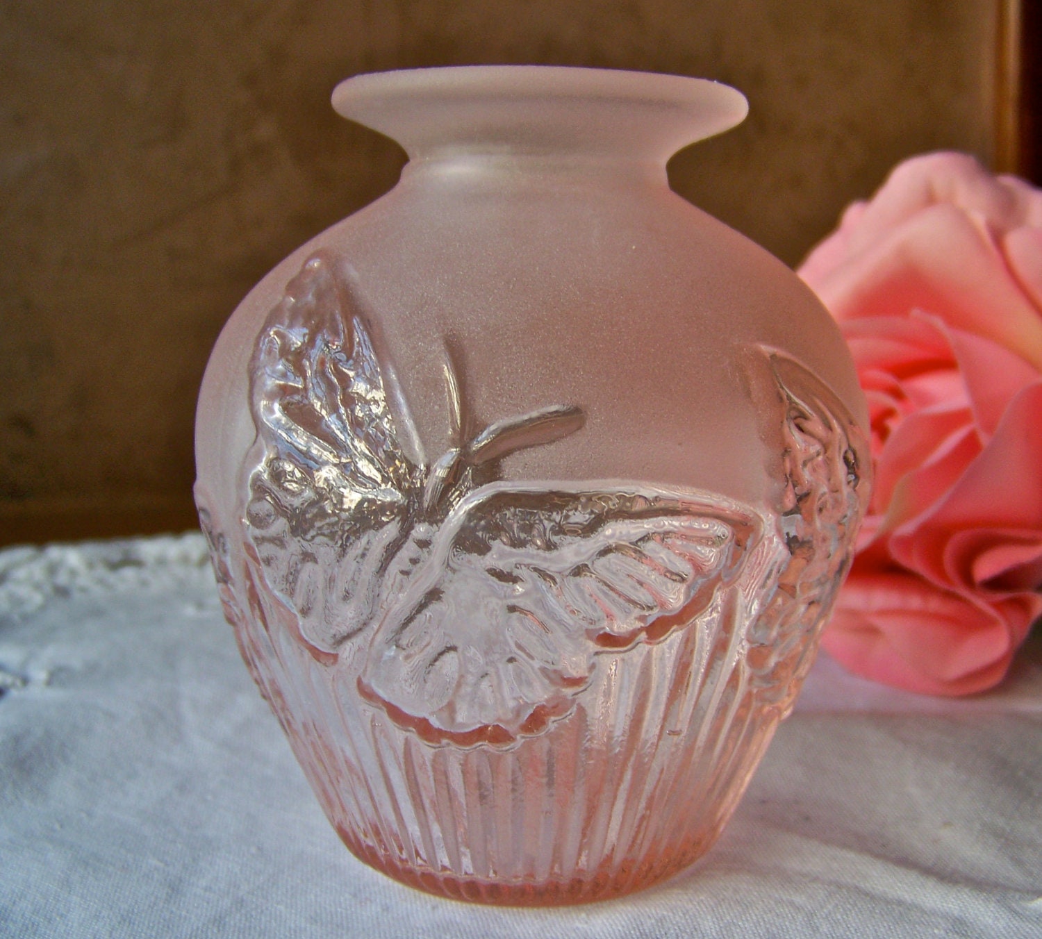 Vintage Pink Vase 112