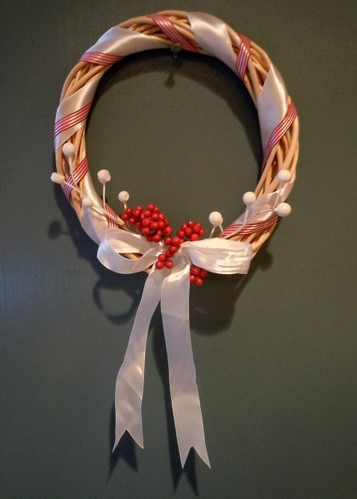 Adorable candy striped red and white 9" wicker holiday wreath