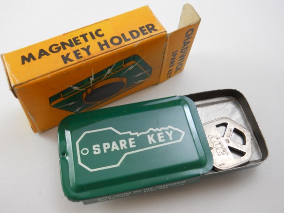 magnetic spare key holder master lock