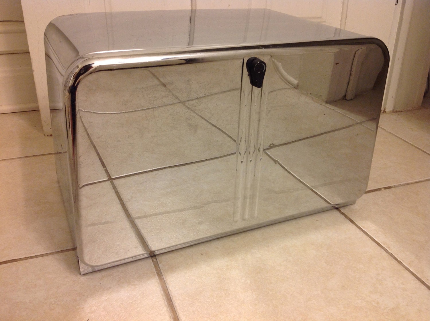 Vintage Lincoln Beautyware Bread Box 1950s