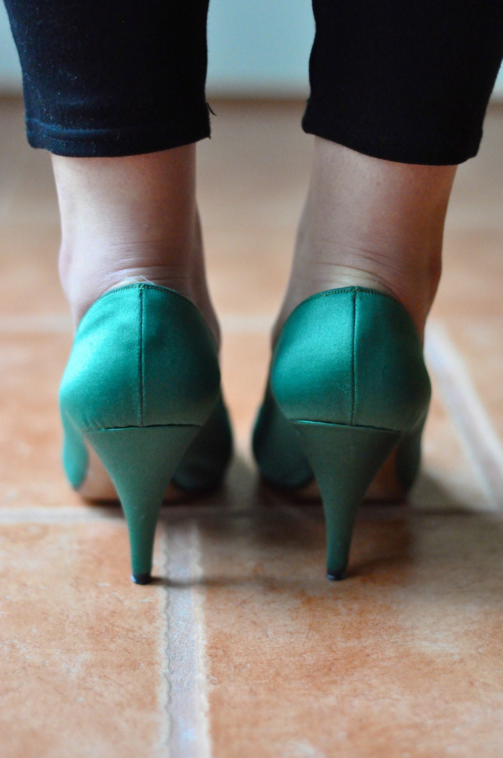 emerald green satin pumps