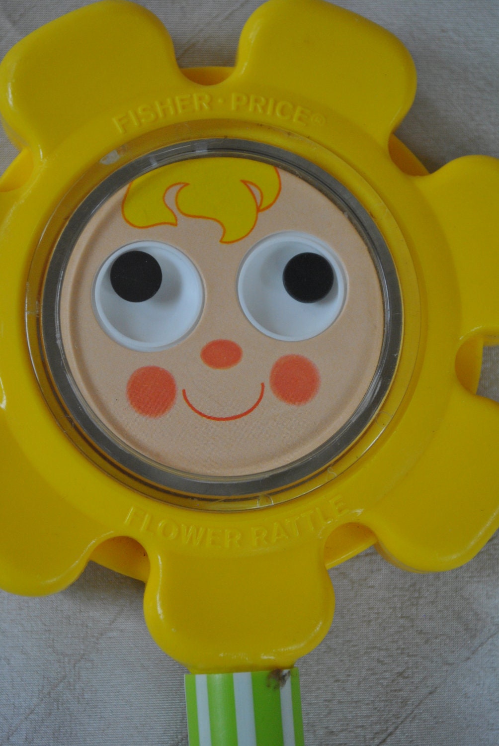 Vintage 1973 FISHER PRICE Baby Toy Flower Rattle