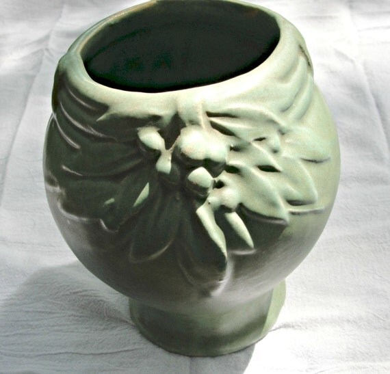McCoy Vase Unmarked Green Vintage 19230