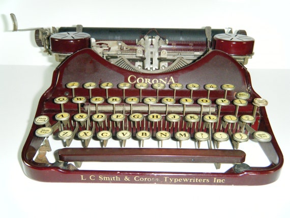 maroon corona four 4 typewriter