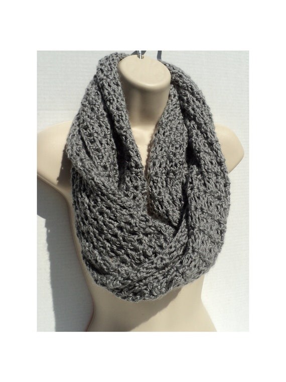 Crochet PATTERN SImple Elegance Mobius cowl Neck Scarf
