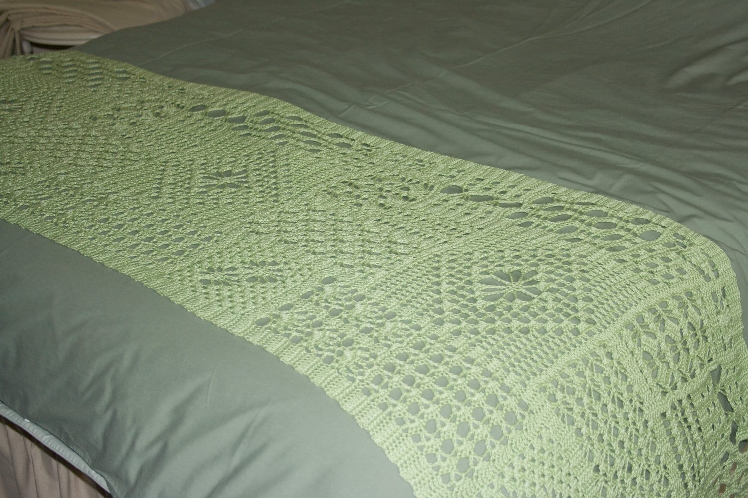 PDF Crochet Pattern Bed Runner / Scarf by RainbowValleyCrochet