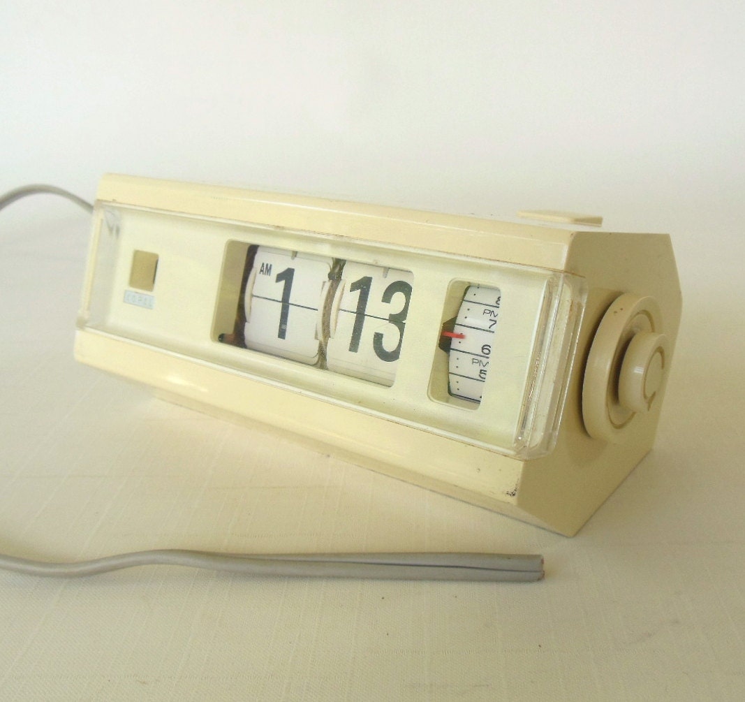 Retro Flip Clock 1970s Alarm Clock ASIS parts/repair Copal