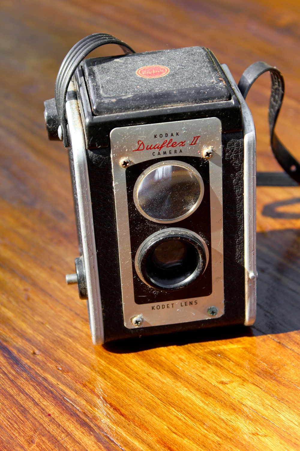 vintage kodak duaflex II camera from usedandabused on Etsy Studio