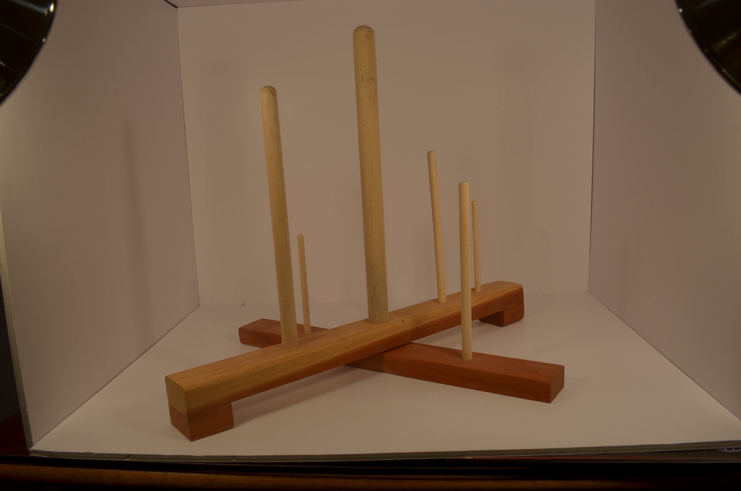 Folding wooden recorder stand