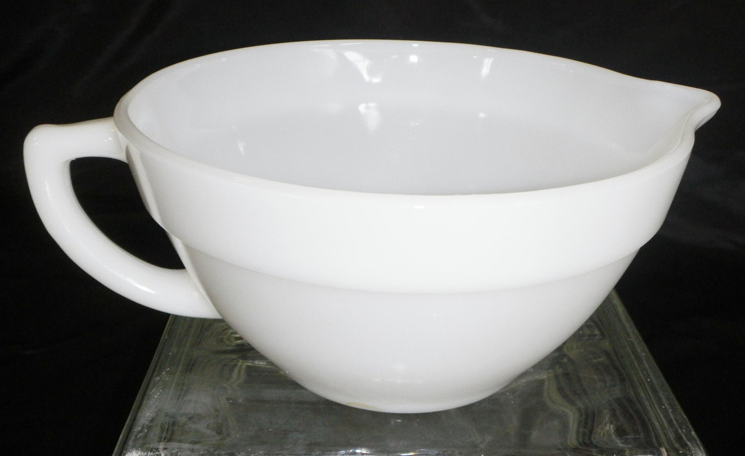Fire King Batter BowlVintage 1950s White