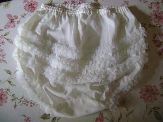 Vintage Little Girls Ruffle Butt Panties by AbigailsVintageAttic