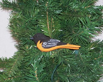 Oriole Christmas ornament,hand carved and painted song bird by Randy & Elaine Fisher ,FISHER WILDLIFE