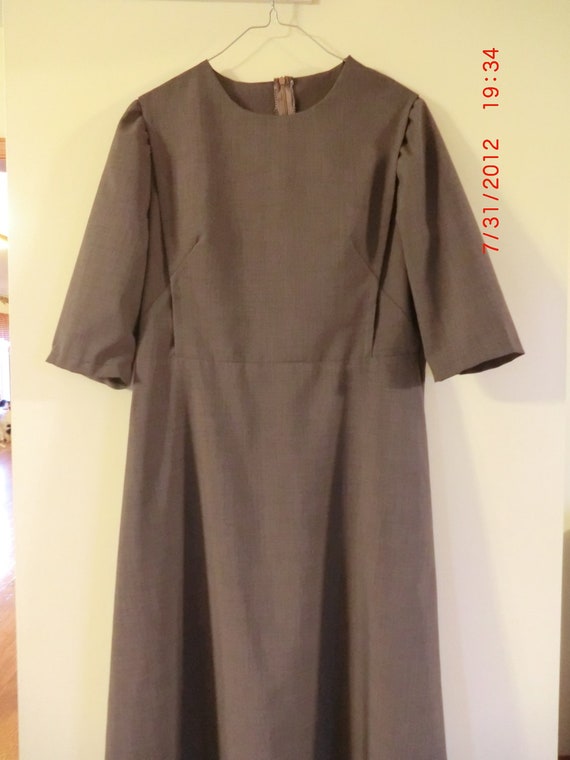 Modest Mennonite Style Cape Dress by mennonitemom on Etsy