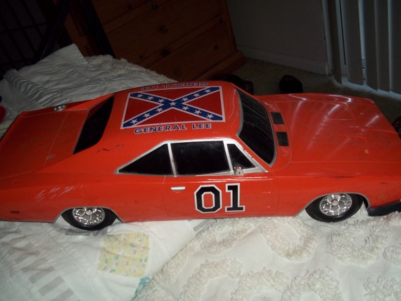 Items similar to Dukes of Hazzard General Lee remote control car and ...