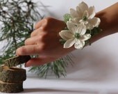 Wedding corsage, corsage paper flower, mothers Corsage, bridal corsage, MOB and MOG pin corsages, cuff bracelet corsage, 1 pcs Wedding corsage, corsage paper flower, mothers Corsage, bridal corsage, MOB and MOG pin corsages, cuff bracelet corsage, 1 pcs