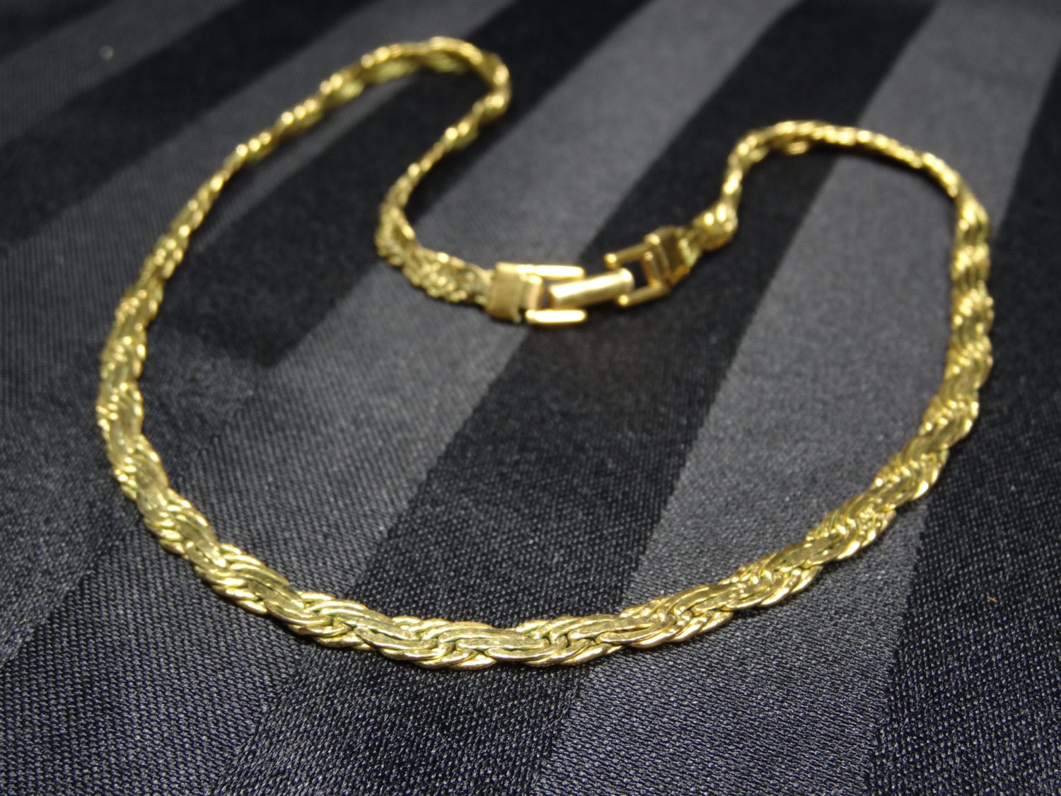 Trifari Gold Chain Necklace Braided Chain Links Designer 1685