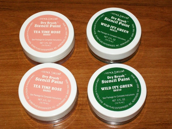 Items similar to Plaid Stencil Decor Dry Brush Stencil Paint 05 FL OZ ...