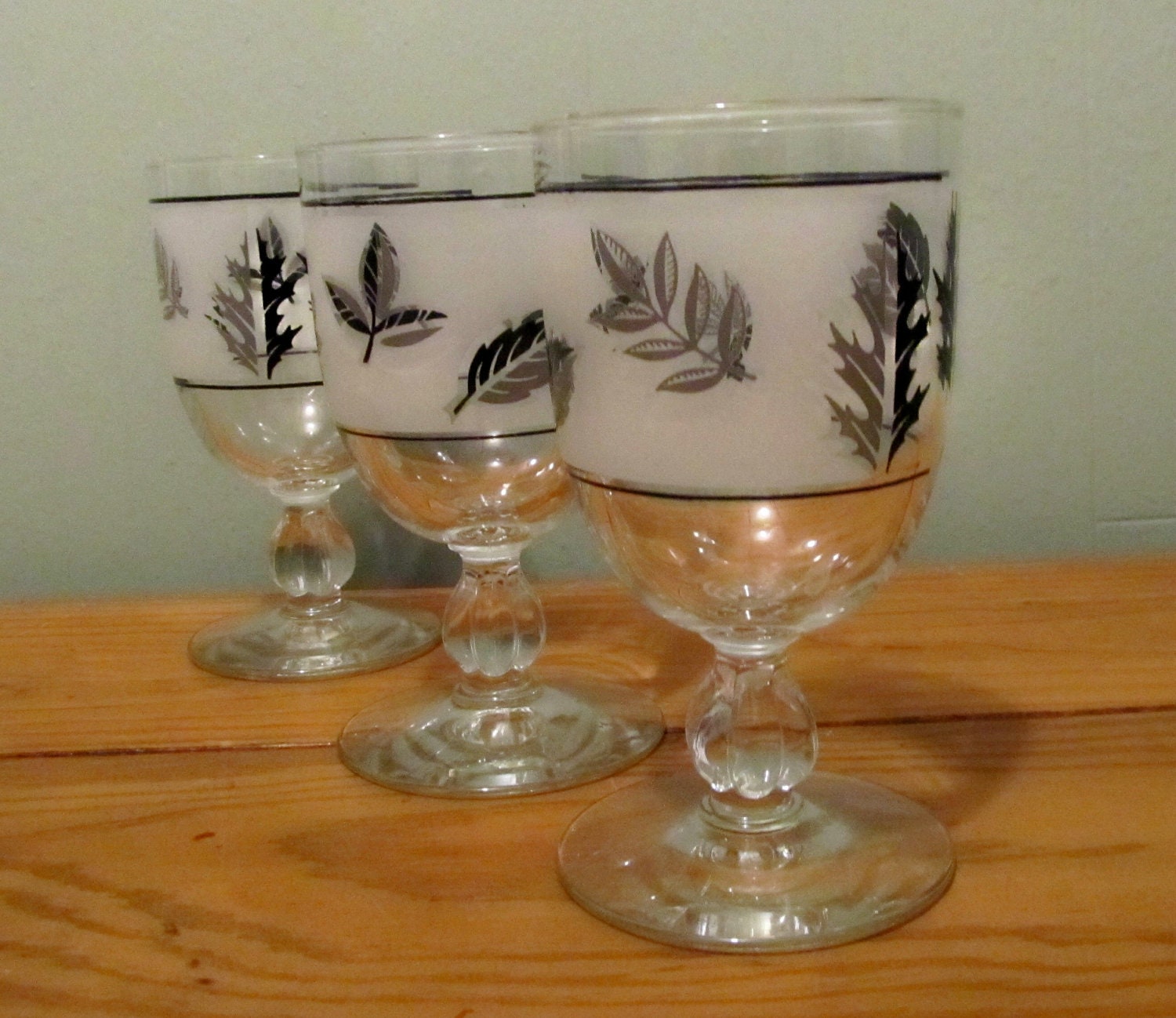 SALE 25 OFF Vintage Libbey Silver Leaf Stemmed Wine Glasses