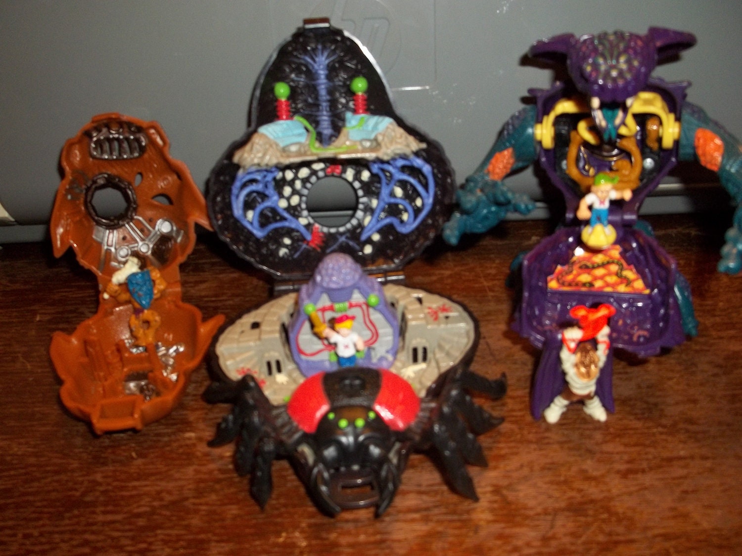 3 Mighty Max Playsets with Figures