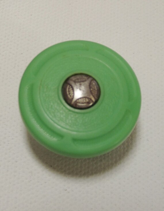 Vintage Green Bakelite Drawer Knob