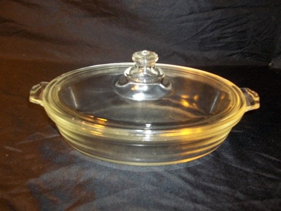 Vintage Pyrex Clear Glass Lidded Casserole Dish