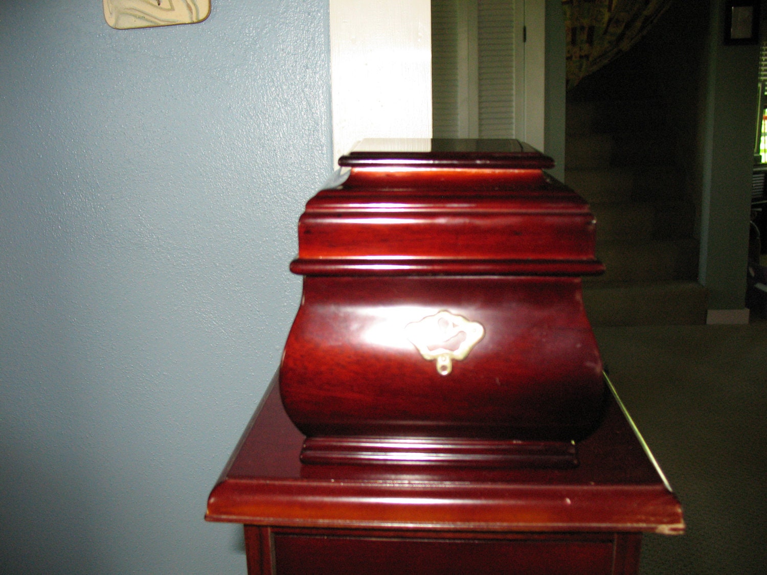 Bombay Furniture Jewelry Box in Deep Cherry finish with velvet