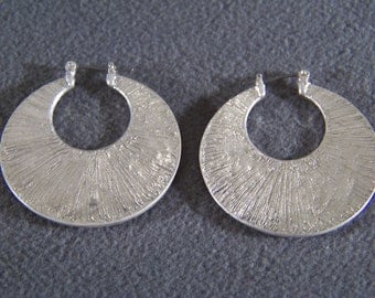 Vintage Silver Tone etched Bold Wide Pierced Hoop Earrings