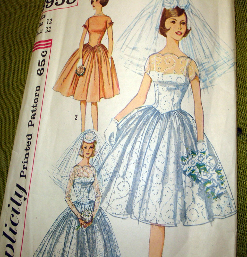 60s Graceful Bride and Bridesmaid  Dress  and Slip  Pattern 