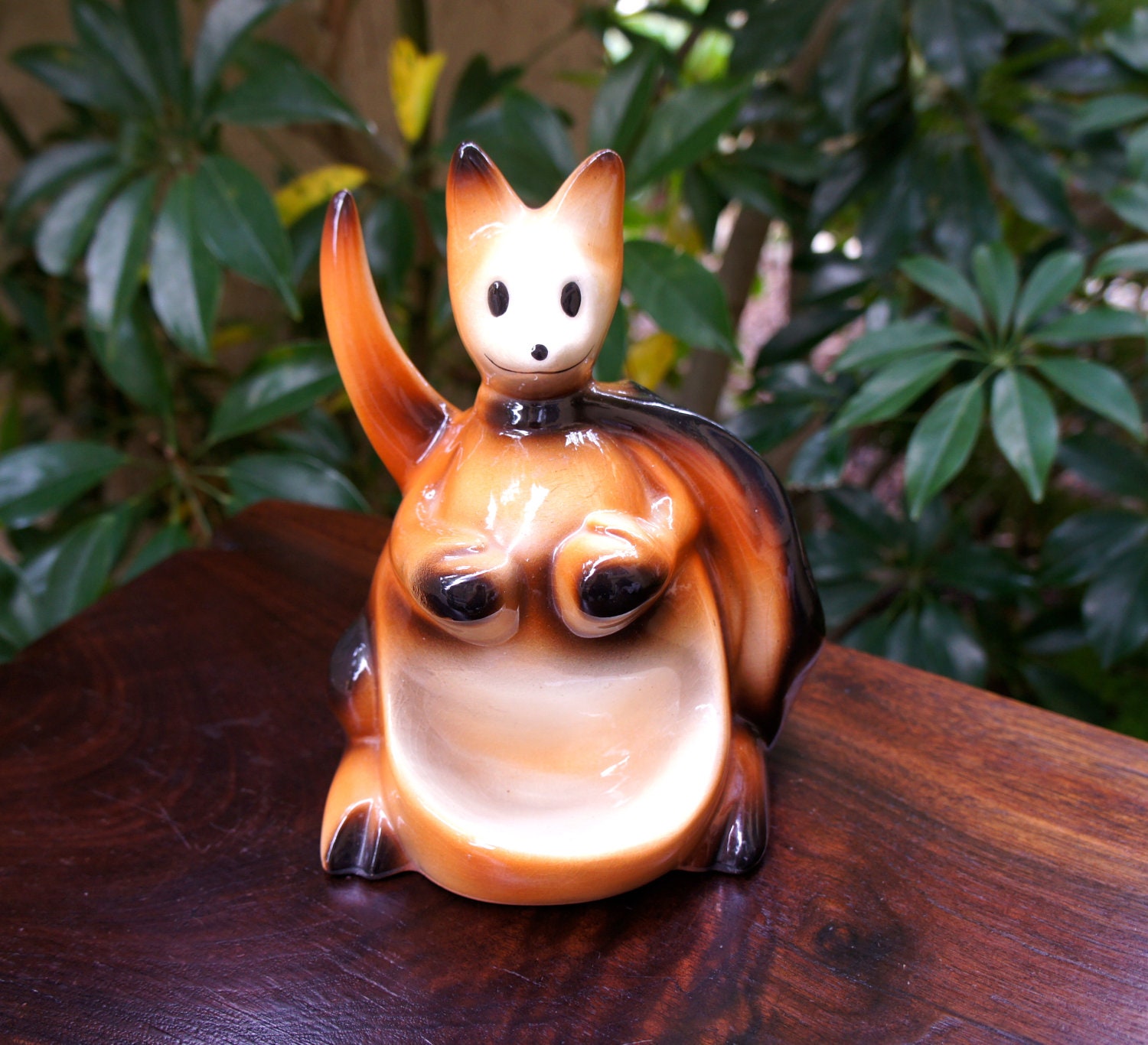 Kangaroo Desk Valet Pulp Fiction Movie Prop Owned by Bruce