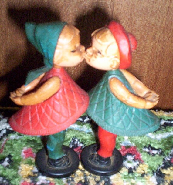 1950's Kissing Dolls from W. Germany. Y026