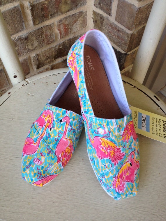Items similar to Lilly Pulitzer Peel and Eat TOMS on Etsy