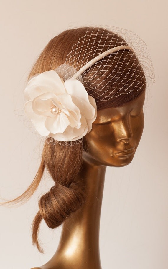 BRIDAL BIRDCAGE VEIL.Flower Headband Unique Ivory Cream Flower