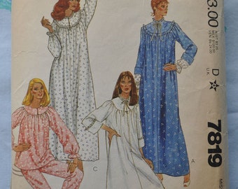 Vintage Ni ghtgowns, Robe, Pajamas - Warm for Winter - Vintage Pattern ...