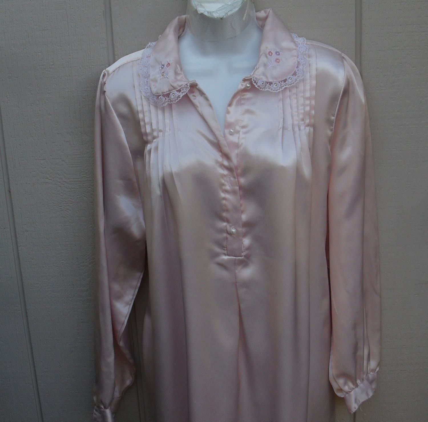 Pink Satin 80s Victorian flannel lined Satin Nightgown // size