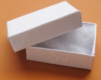 100 TINY White cotton filled boxes - perfect for CANADIAN Shipping