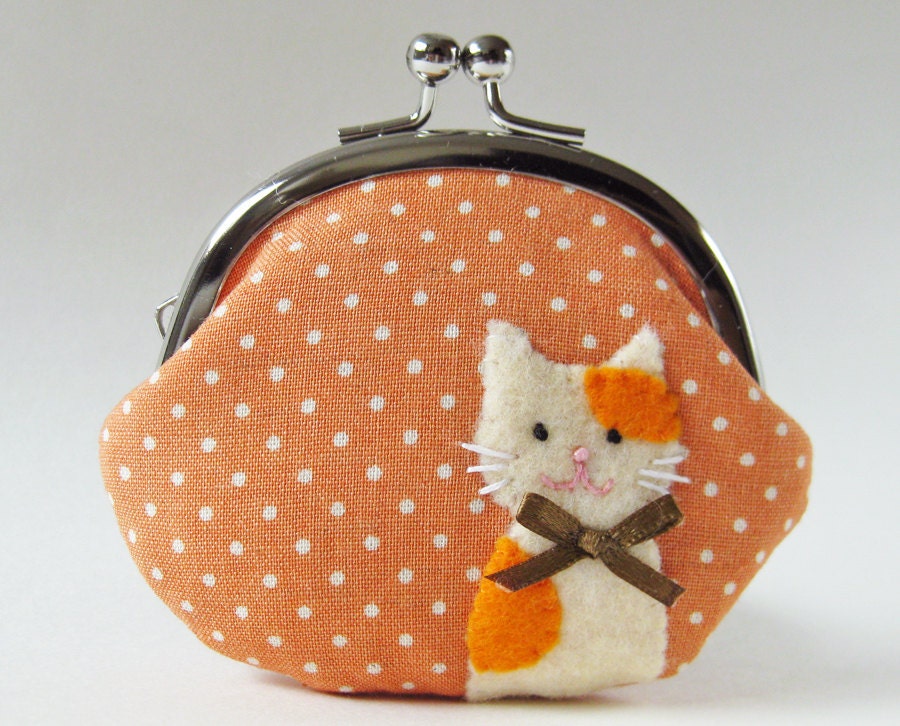 Coin purse marmalade cat on orange polka dots