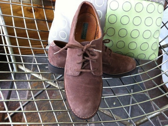 old bass shoes