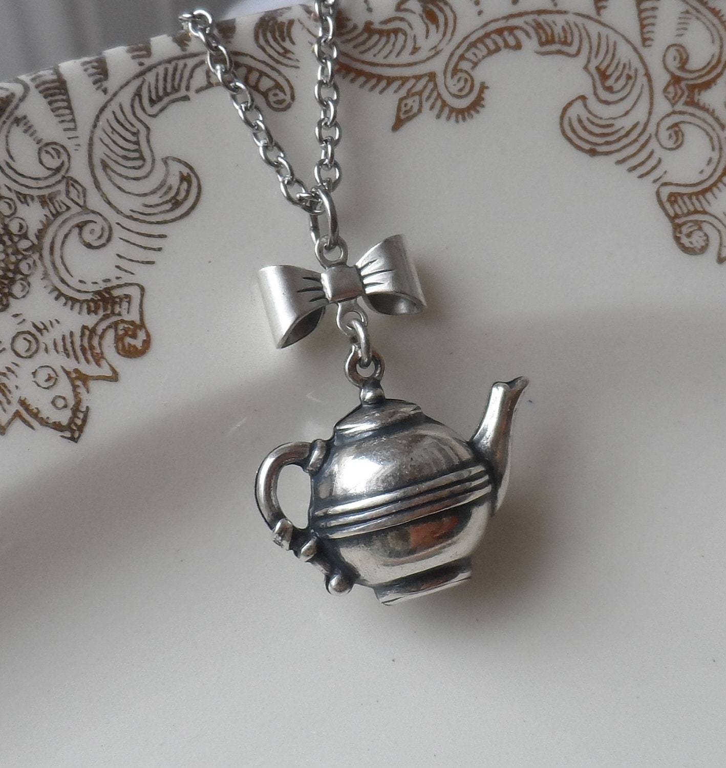 Teapot Necklace Silver Ox
